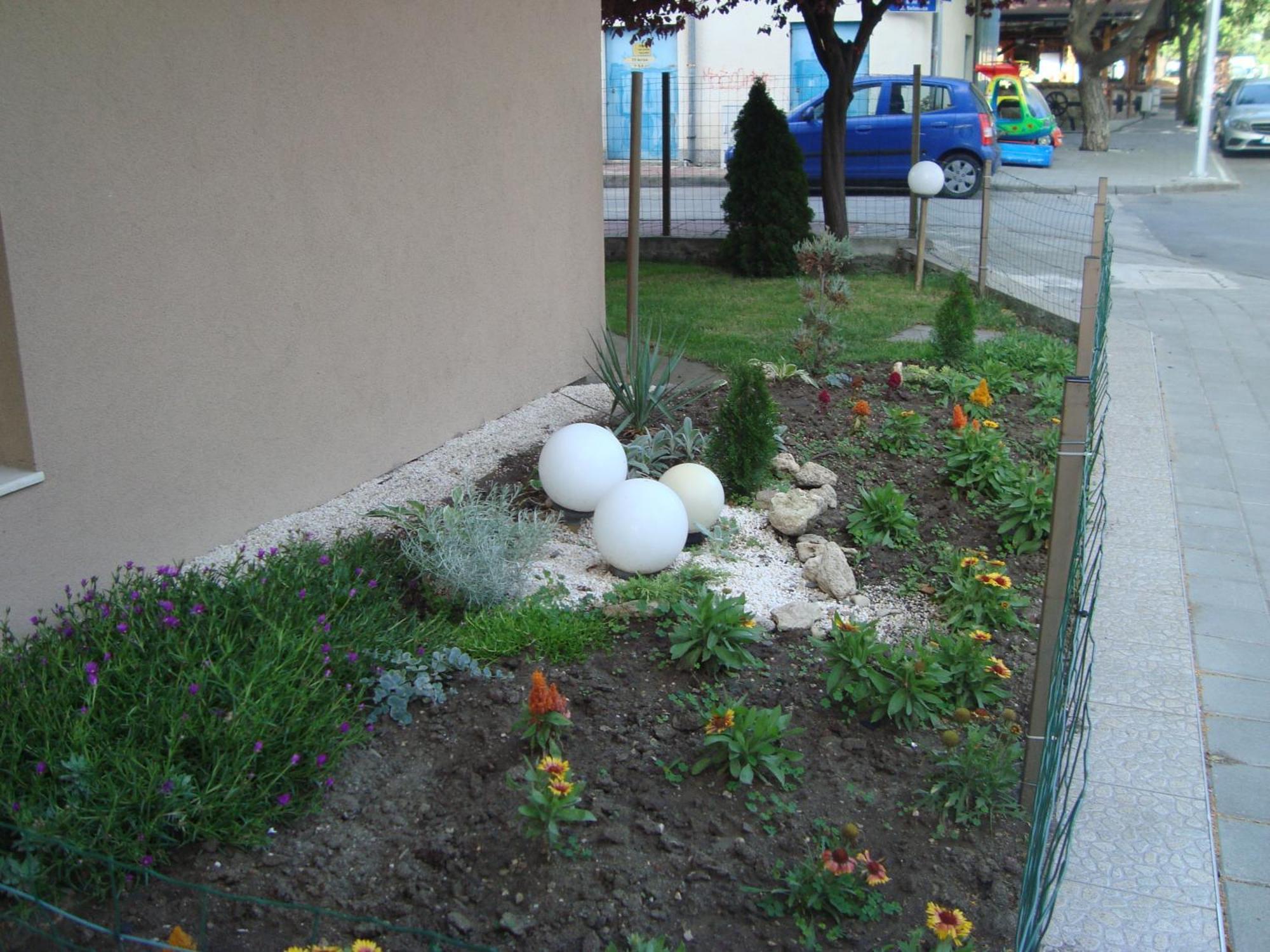 רבדה Hotel Astra מראה חיצוני תמונה